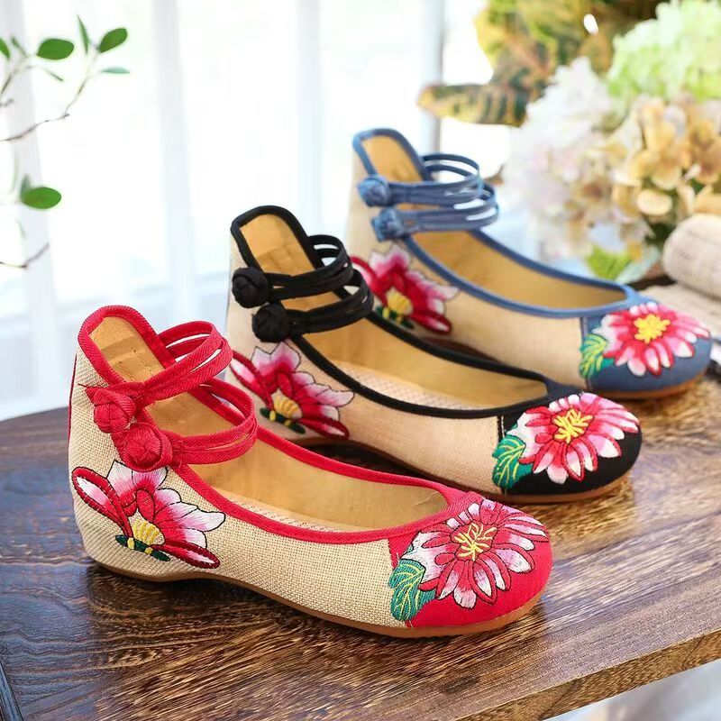 Embroidery Cloth - Woman Wedges Embroidered Cloth Shoes Spring