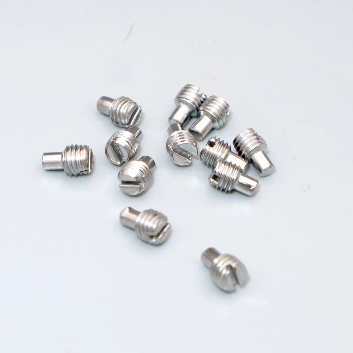 Embroidery Needles - Industrial Steel Gear Needle Clamp and