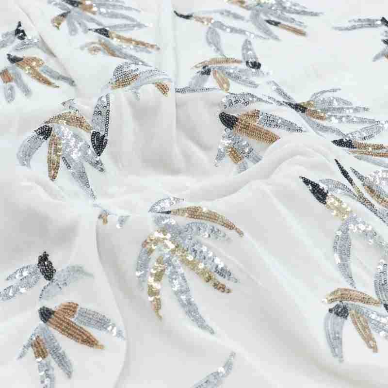 White three-dimensional flower - Velvet Fabric Embroidery 评论和价格