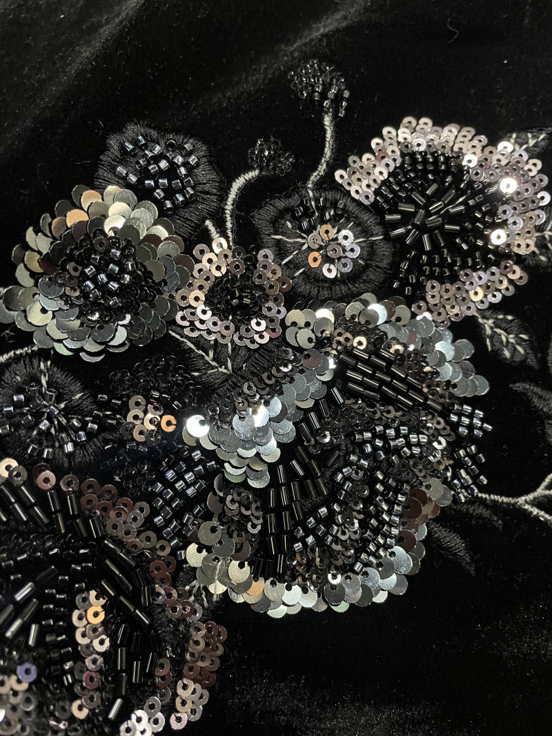 New gorgeous tube sequin flora - Velvet Fabric Embroidery 评论和价格
