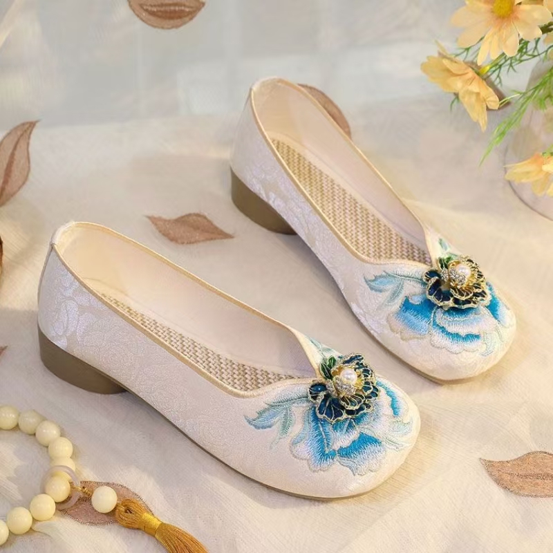 Woman Low Heel Embroidered Clo - Embroidery Cloth 评论和价格